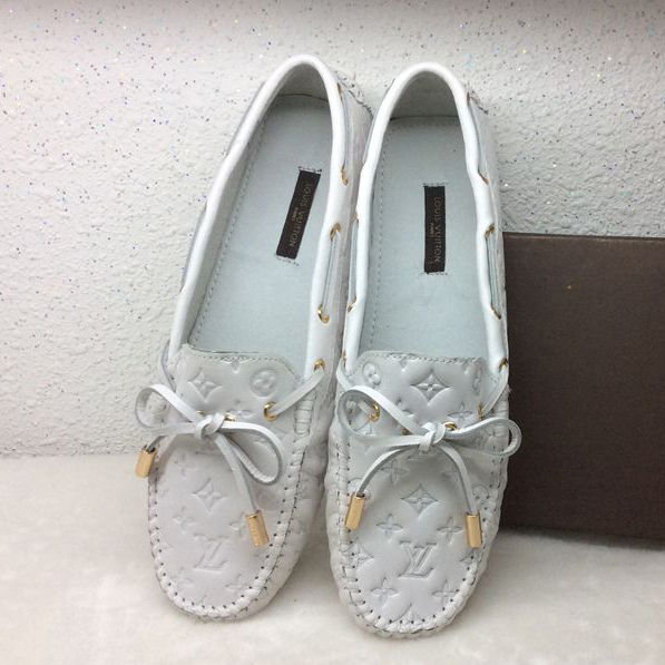 2015 Louis vitton women embossed shoes