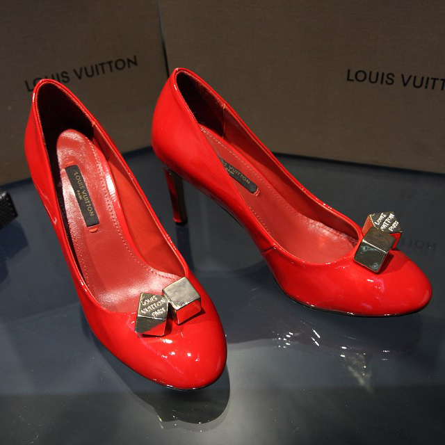 2015 Louis vitton women patent leather high-heeled shoes