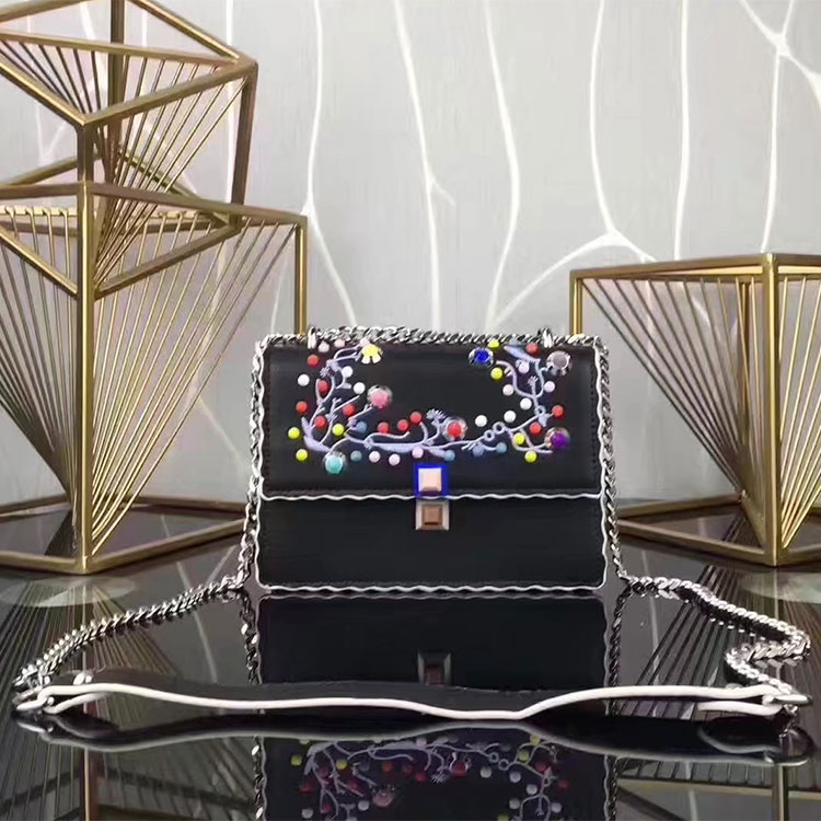 2017 Fendi KAN I SMALL Shoulder bag in calfskin leather 9670