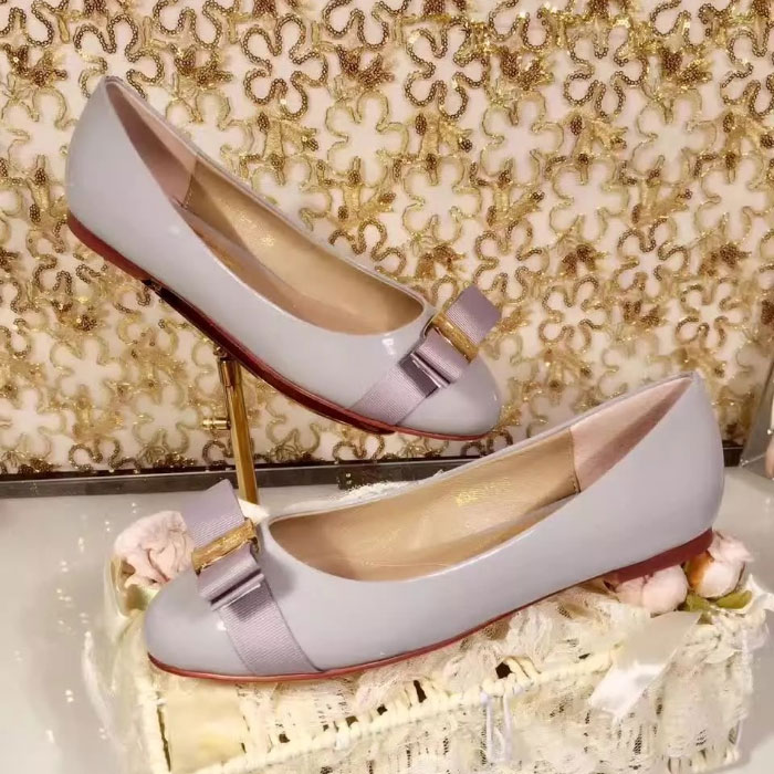 2017 Ferragamo women Flat shoes in Patent leather