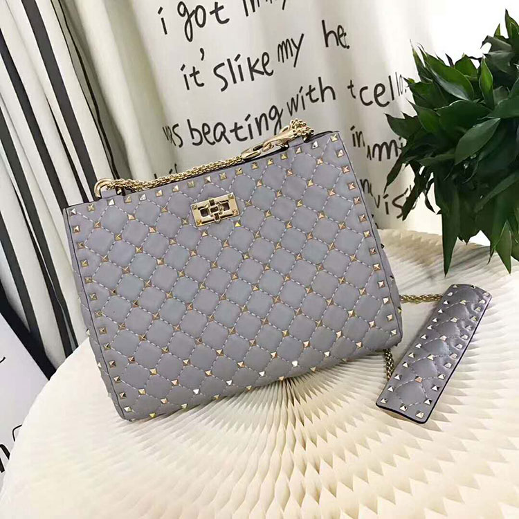 2017 Valentino Garavani Rockstud Spike MEDIUM tote bag