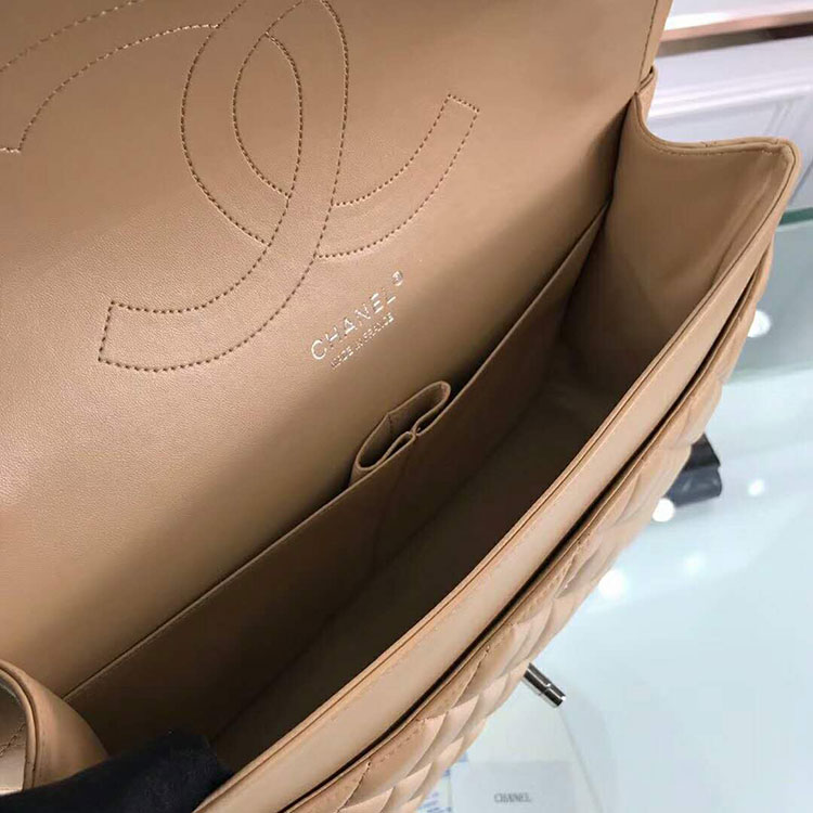 2018 Classic Chanel Maxi Double Flaps Bag
