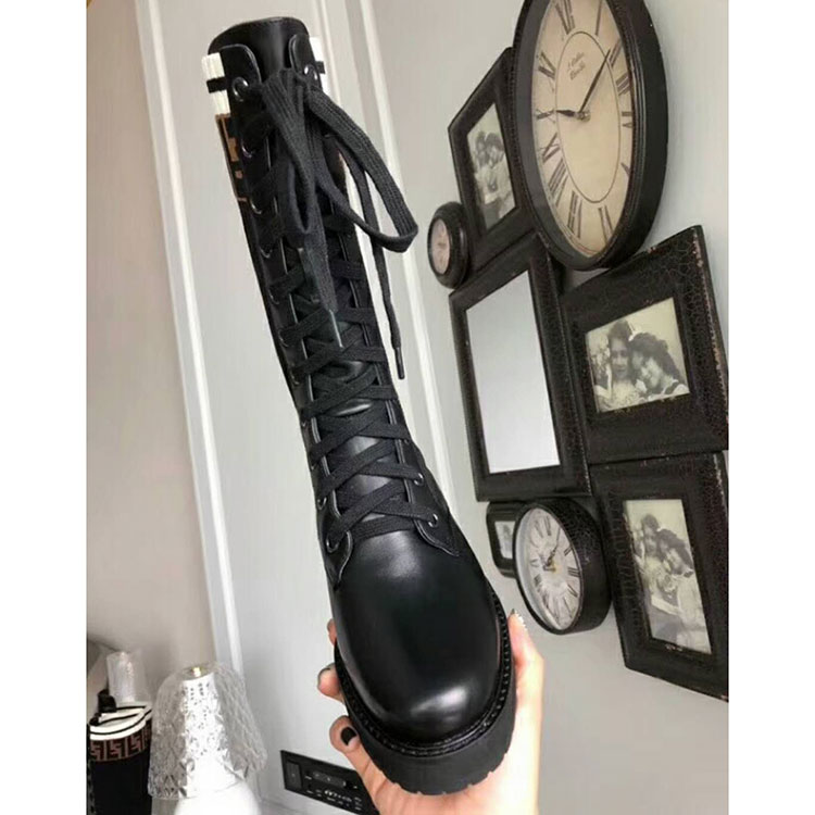 2018 Fendi women Boots in Calfskin