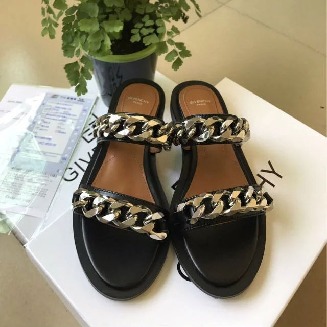 2018 Givenchy women Sandal in Calfskin leather
