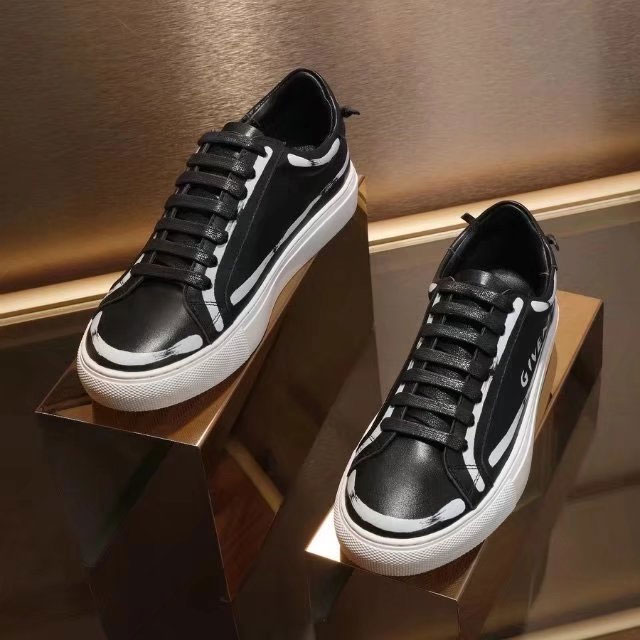 2018 Givenchy women Sneakers in Calfskin leather