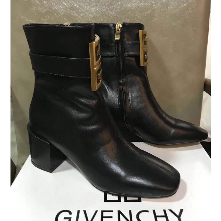 2018 Givenchy women boots in Calfskin