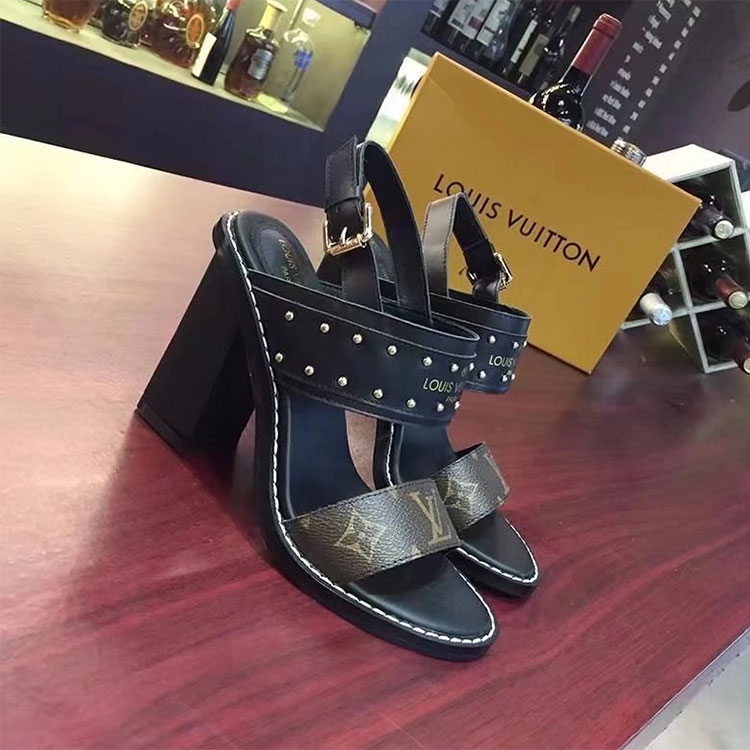 2018 Louis vitton women Sandal in Calfskin with rivet Heel 9.5cm