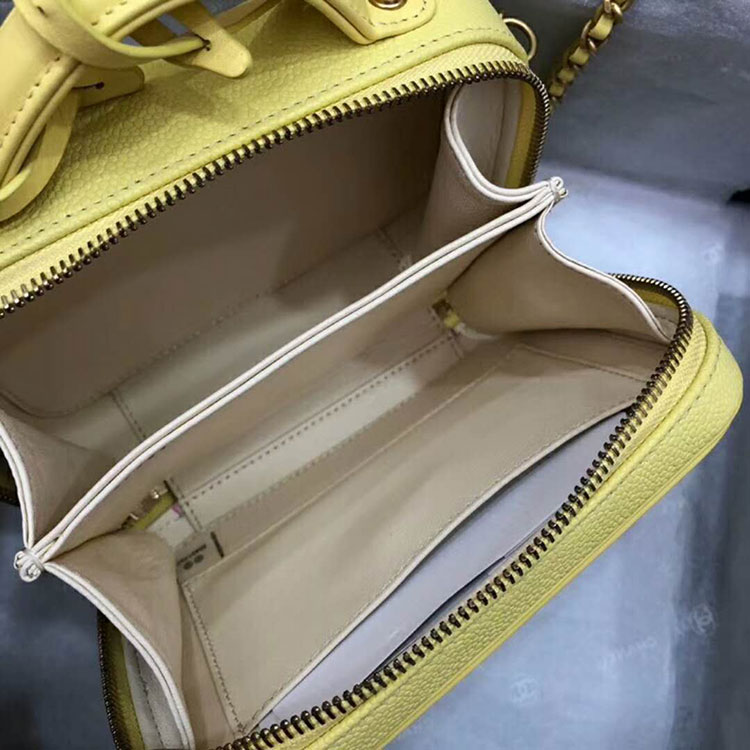 2019 Chanel Medium Vanity Case