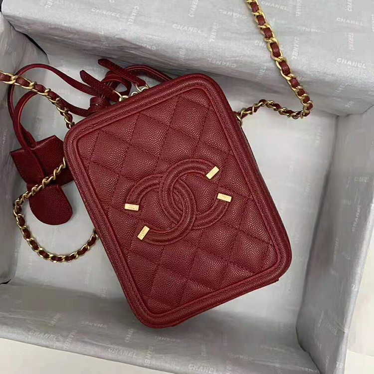 2019 Chanel vanity case