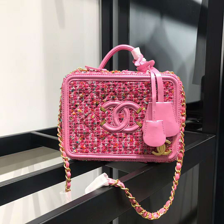 2019 Chanel vanity case