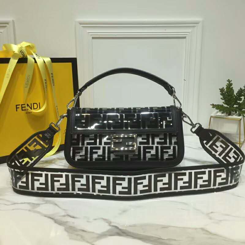 2019 Fendi Baguette