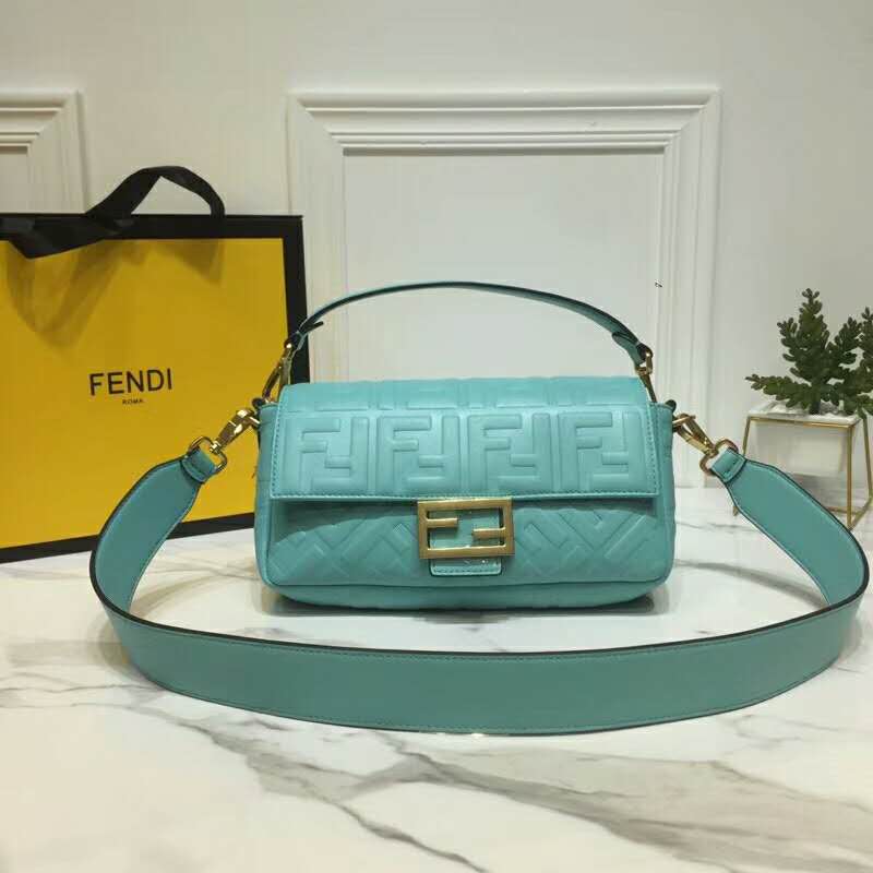 2019 Fendi Baguette