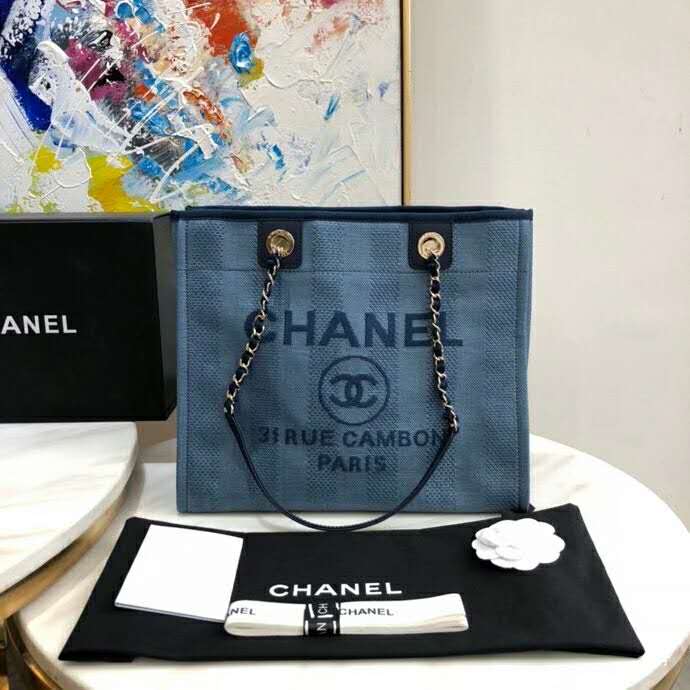 2020 Chanel Small Shopping Bag