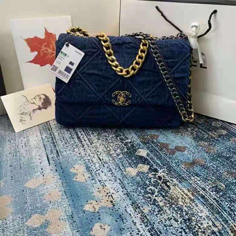 2021 Chanel 19 flap bag