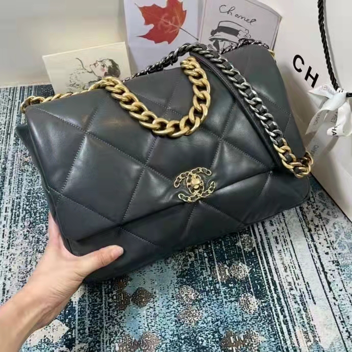 2021 Chanel 19 flap bag