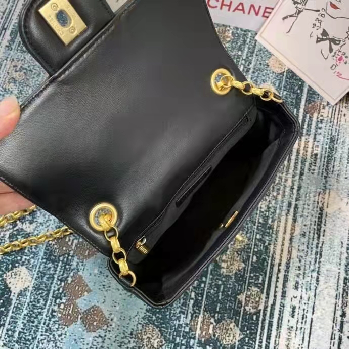 2021 Chanel Classic Mini Flap Bags