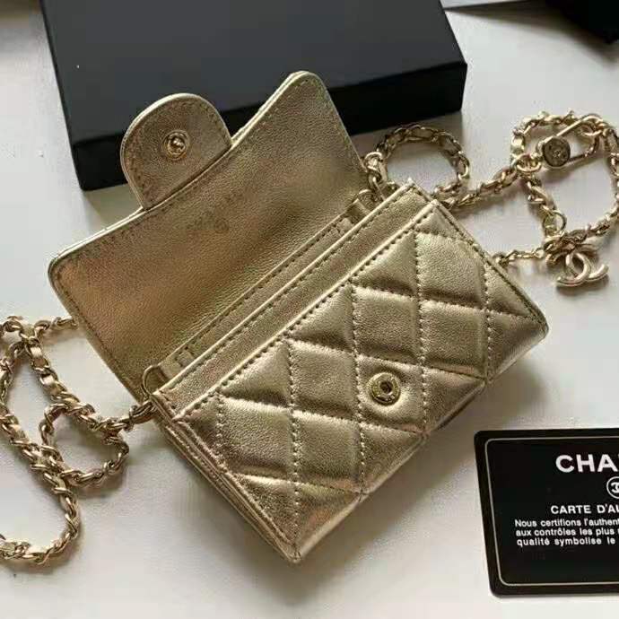 2021 Chanel classic belt bag