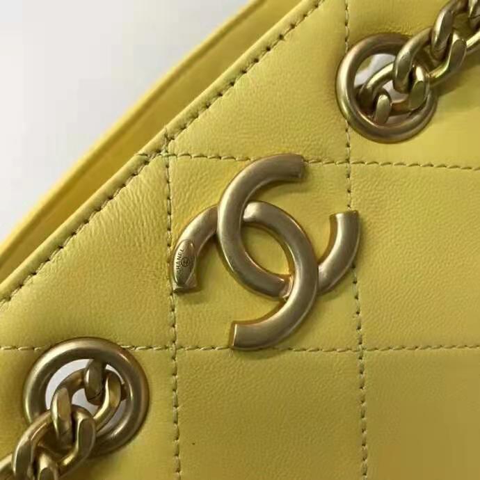 2021 Chanel drawstring bag