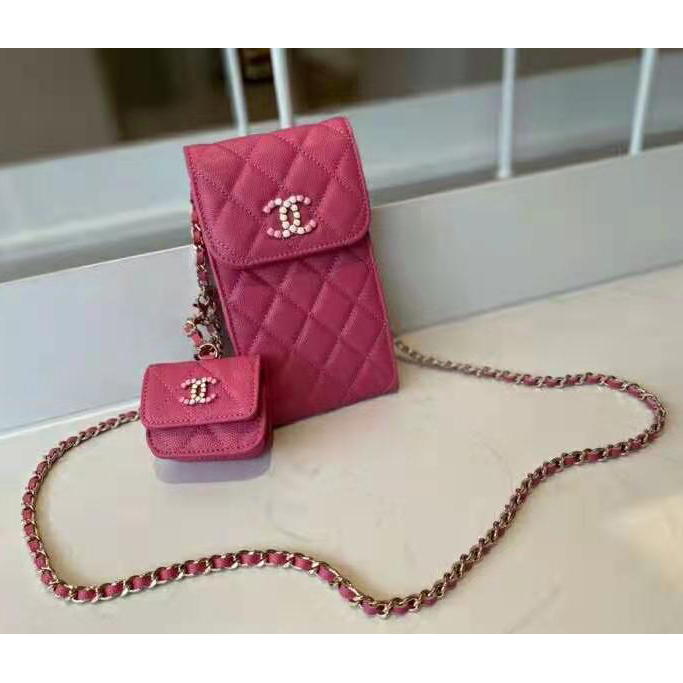2021 Chanel phone and airpods case with chain