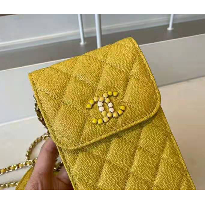 2021 Chanel phone and airpods case with chain