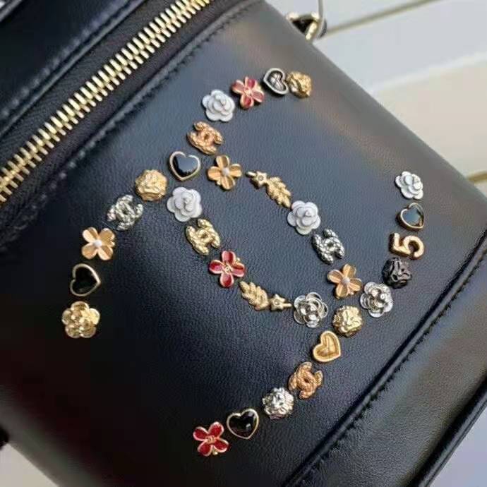 2021 Chanel vanity case
