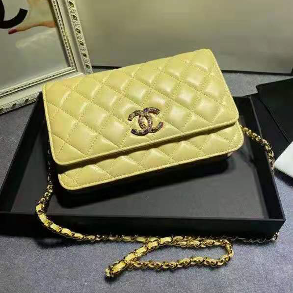 2021 Chanel wallet on chain
