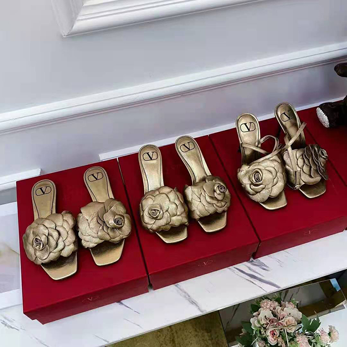 2021 Valentino women shoes
