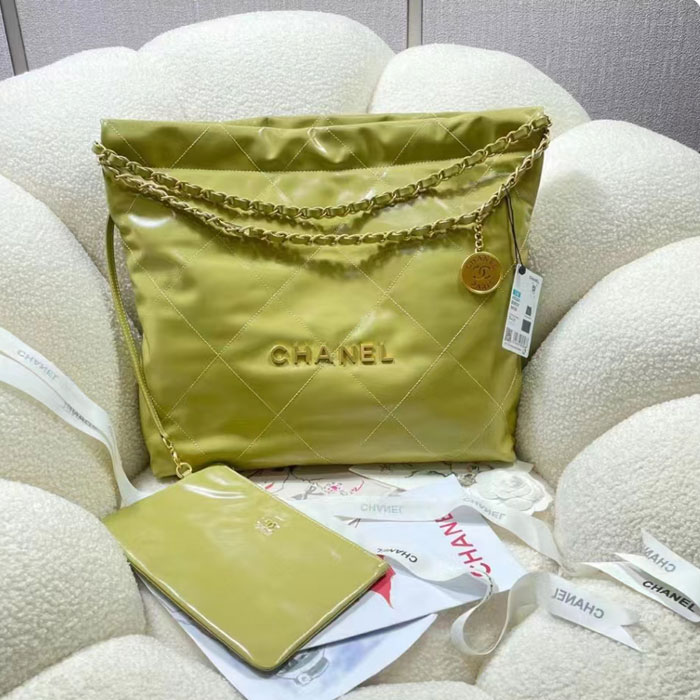2022 Chanel 22 Handbag
