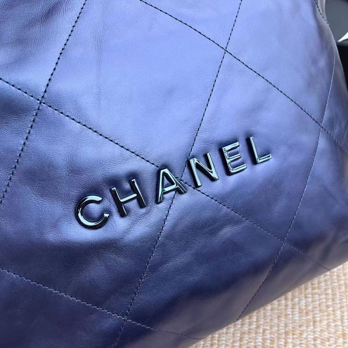 2022 Chanel 22 Handbag