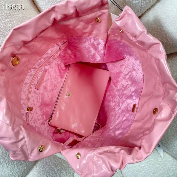 2022 Chanel 22 Handbag