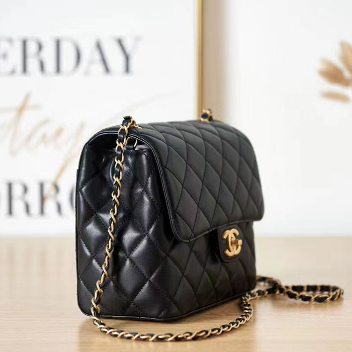 2022 Chanel FLAP BAG