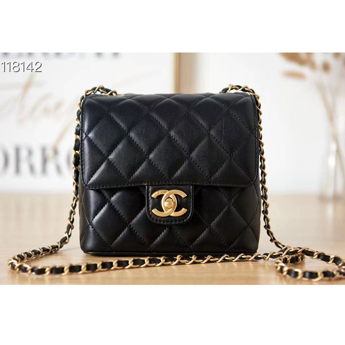 2022 Chanel MINI FLAP BAG