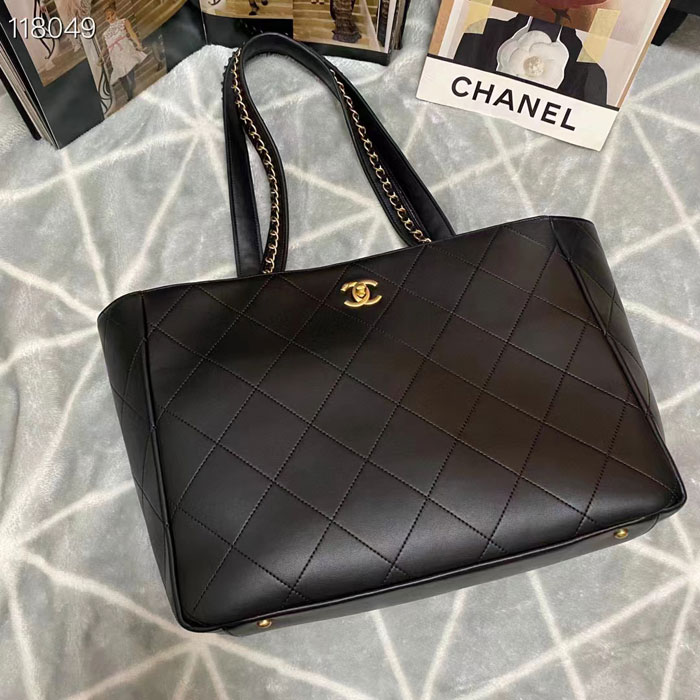 2022 Chanel SHOPPING BAG