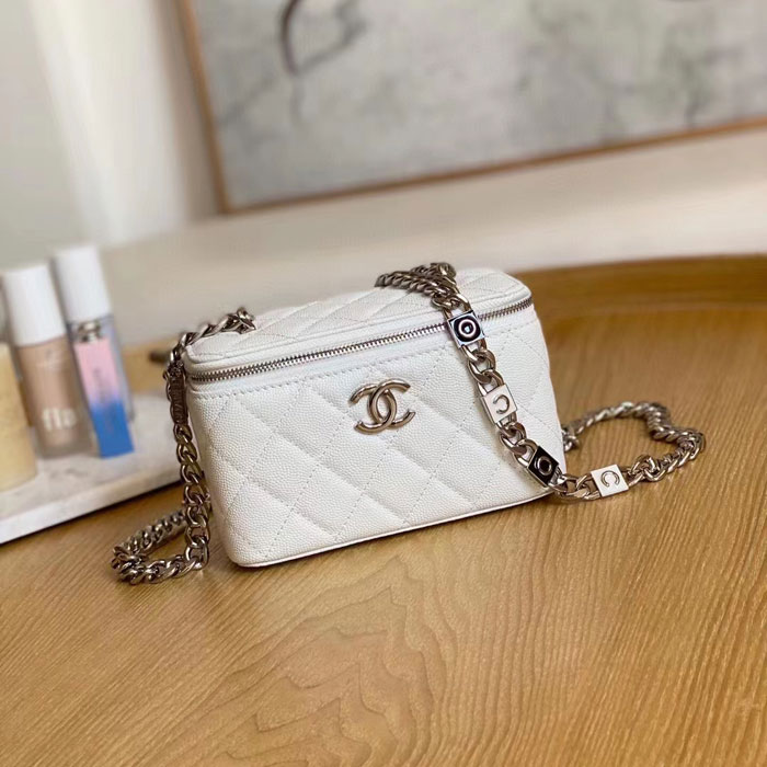2022 Chanel Vanity With Chanin