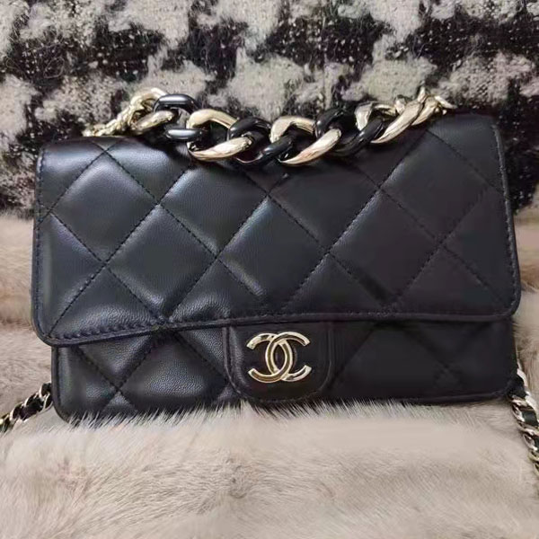 2022 Chanel Wallet On Chain