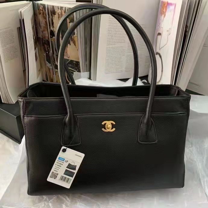 2022 Chanel shopping bag