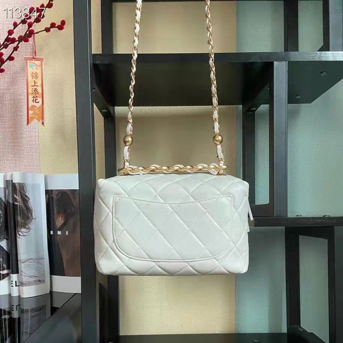 2022 Chanel small chain bag