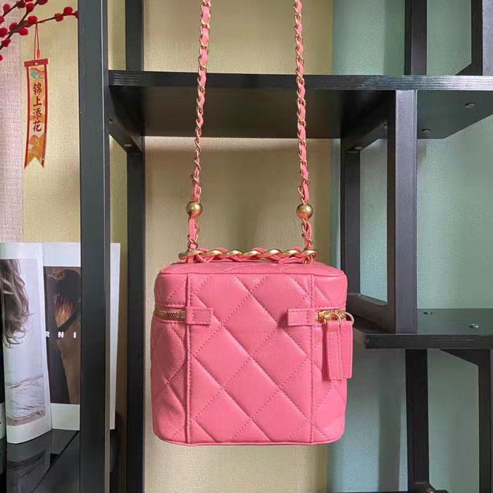 2022 Chanel vanity case