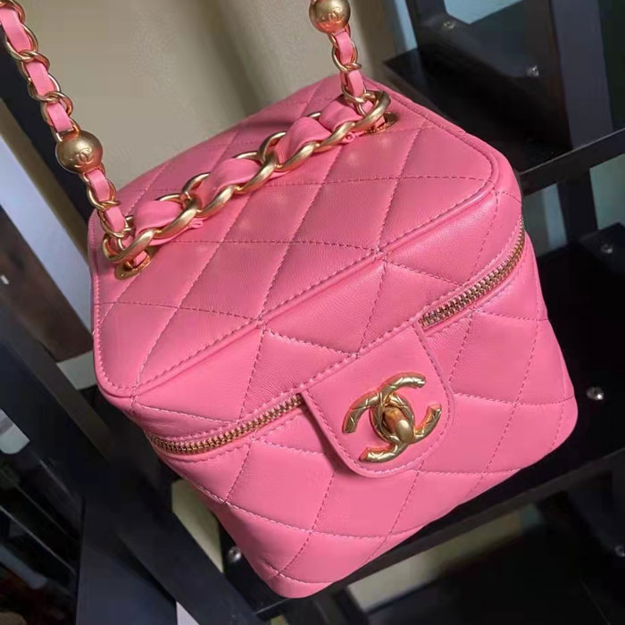 2022 Chanel vanity case