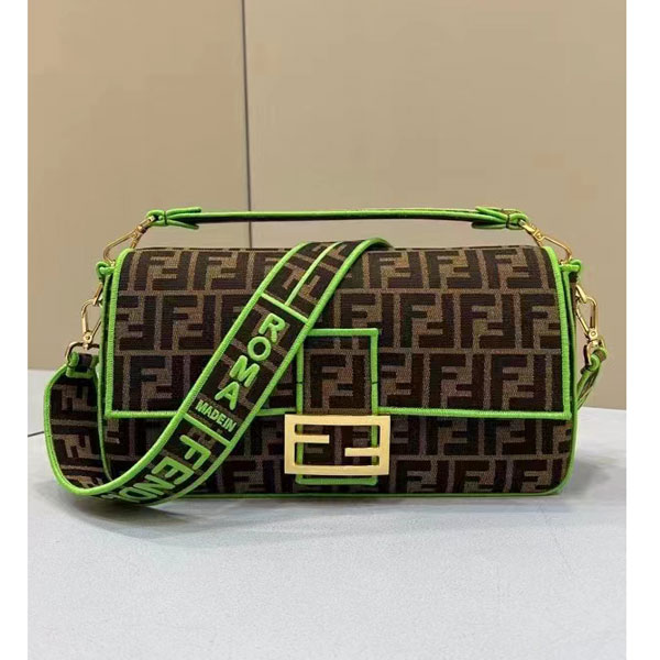 2022 Fendi Baguette
