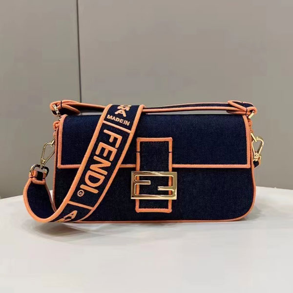 2022 Fendi Baguette