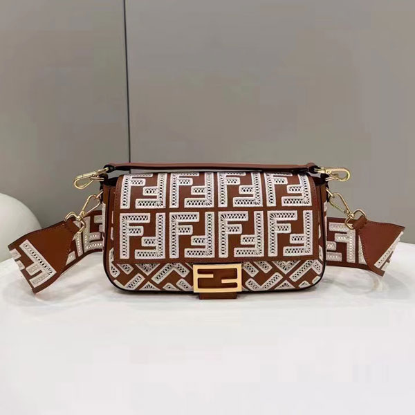 2022 Fendi Baguette