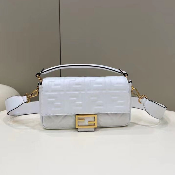 2022 Fendi Baguette