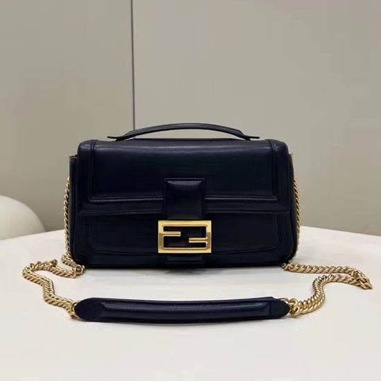 2022 Fendi Baguette