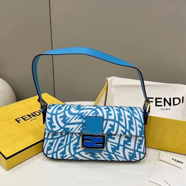 2022 Fendi Baguette