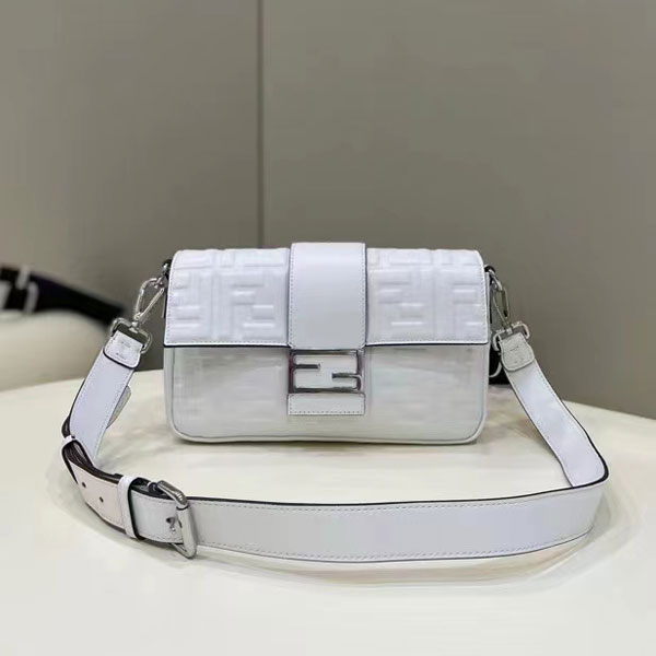 2022 Fendi Baguette