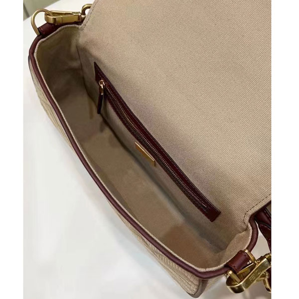 2022 Fendi Baguette