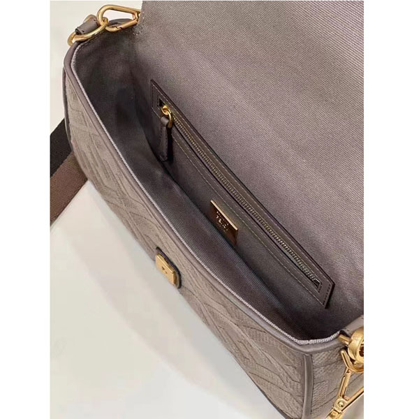 2022 Fendi Baguette