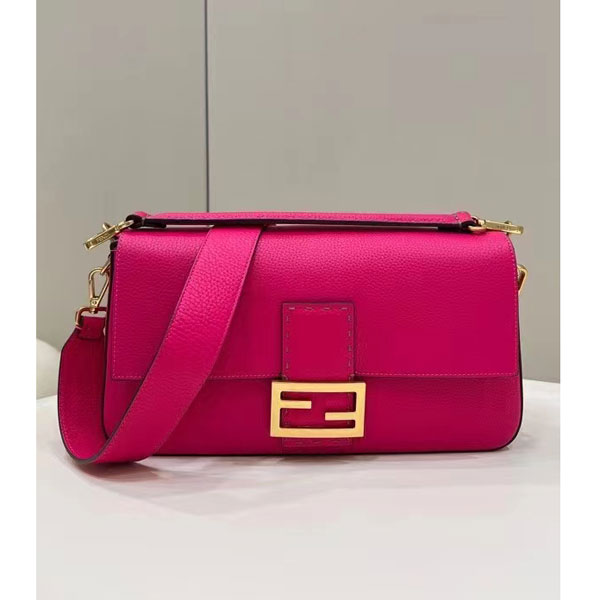 2022 Fendi Baguette Large