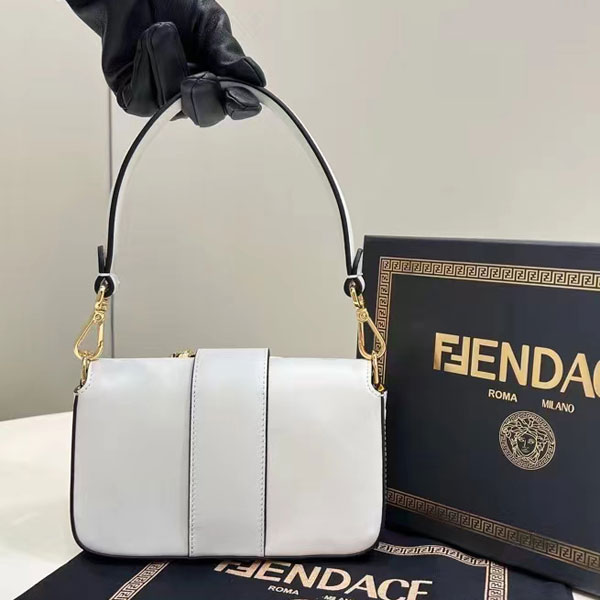 2022 Fendi Brooch mini baguette